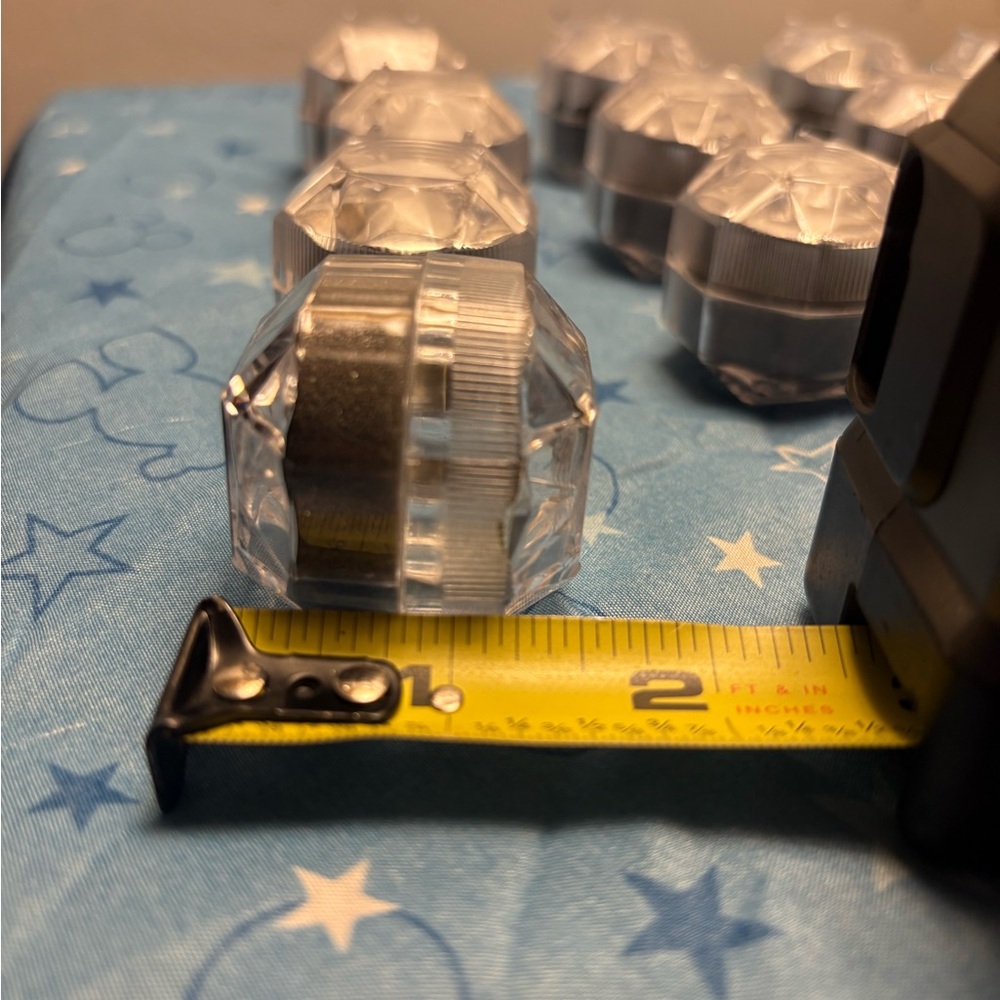 Set of 14 Clear Diamond-Shaped Ring Boxes - Picture 10 of 10